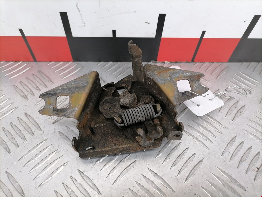 Замок капота VOLKSWAGEN Passat B3 1988-1993