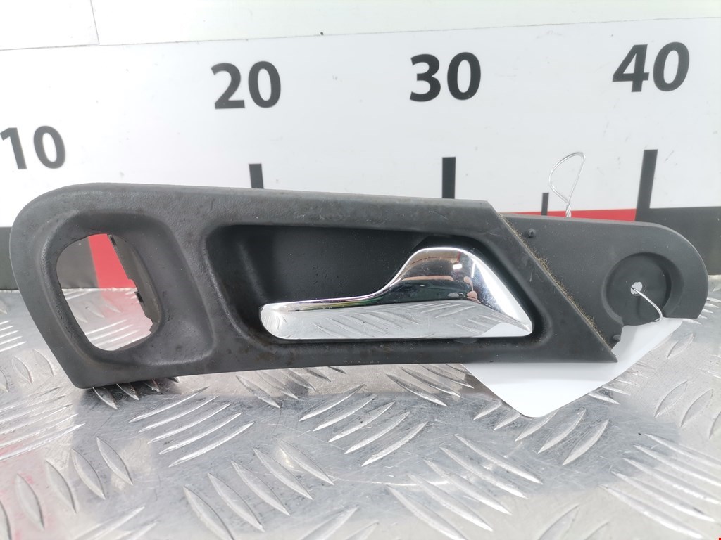 Ручка дверная задняя внутренняя правая MERCEDES-BENZ C-Class C-klasse W203 2000-2007