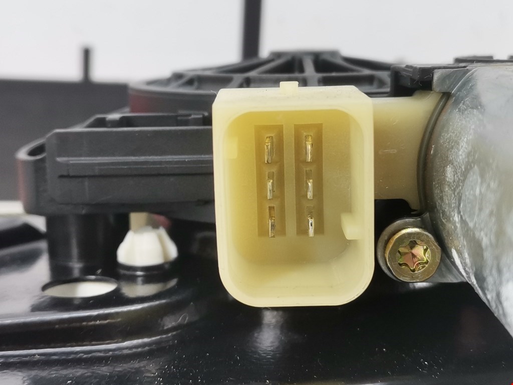 Стеклоподъемник задний правый MERCEDES-BENZ C-Class C-klasse W203 2000-2007