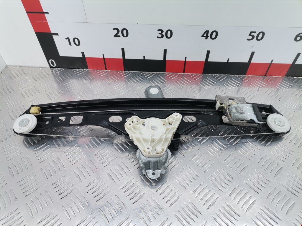 Стеклоподъемник задний правый MERCEDES-BENZ C-Class C-klasse W203 2000-2007