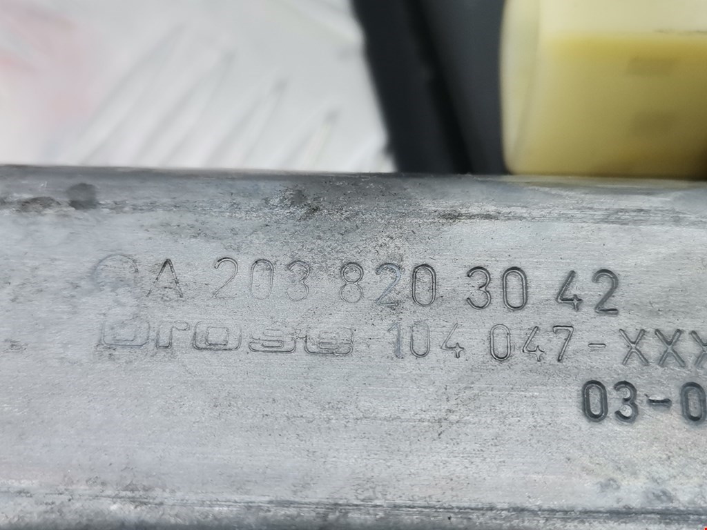 Стеклоподъемник задний правый MERCEDES-BENZ C-Class C-klasse W203 2000-2007