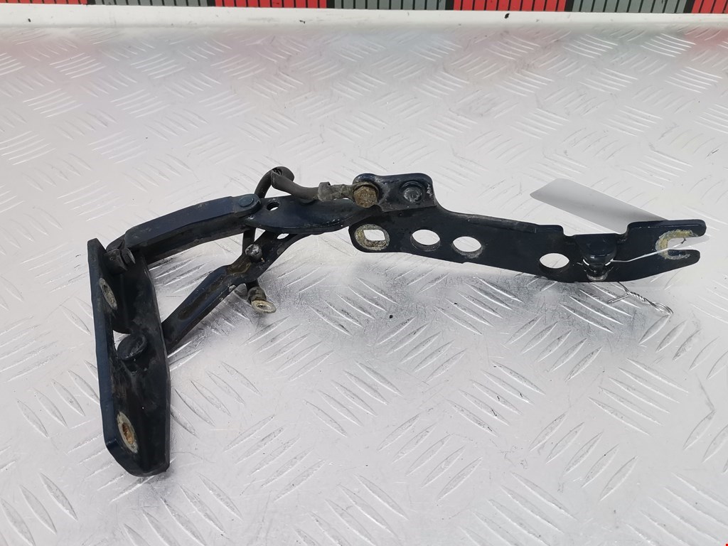 Петля капота левая/правая BMW 7er 7 серия E38 1994-2001