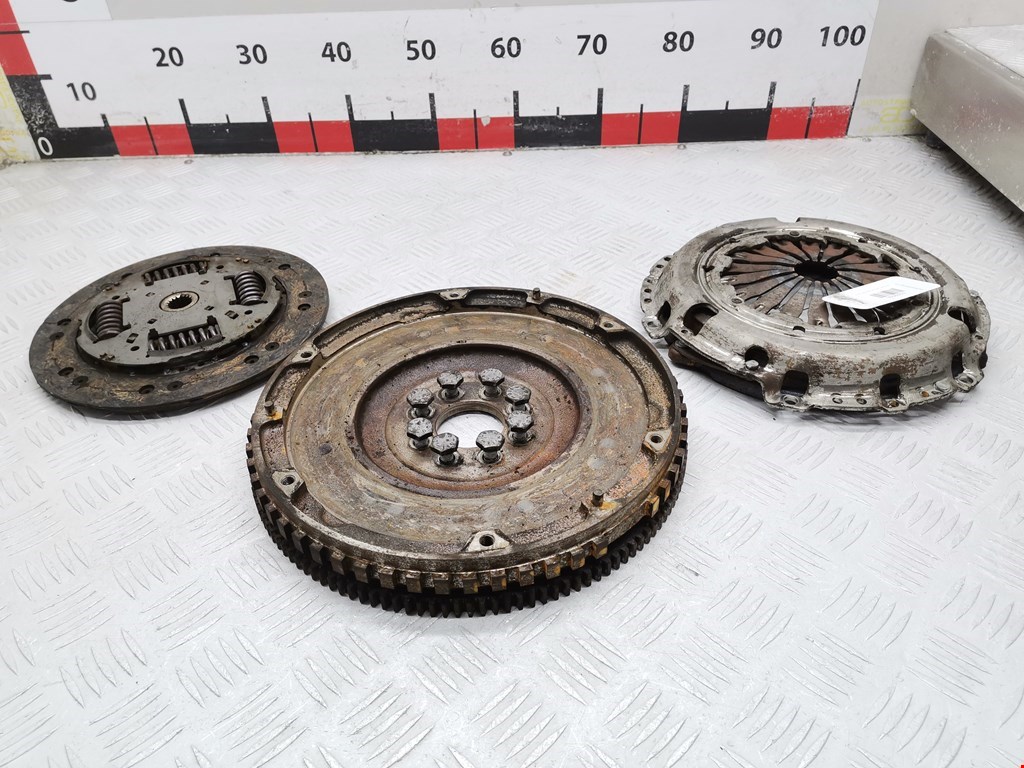 Маховик (демпфер сцепления) PEUGEOT 307 2001-2008