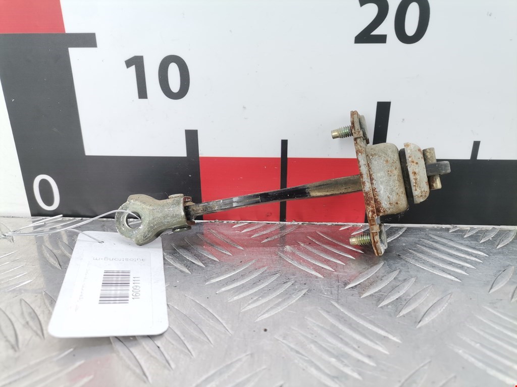 Ограничитель открывания двери SUBARU Forester I 1997-2002