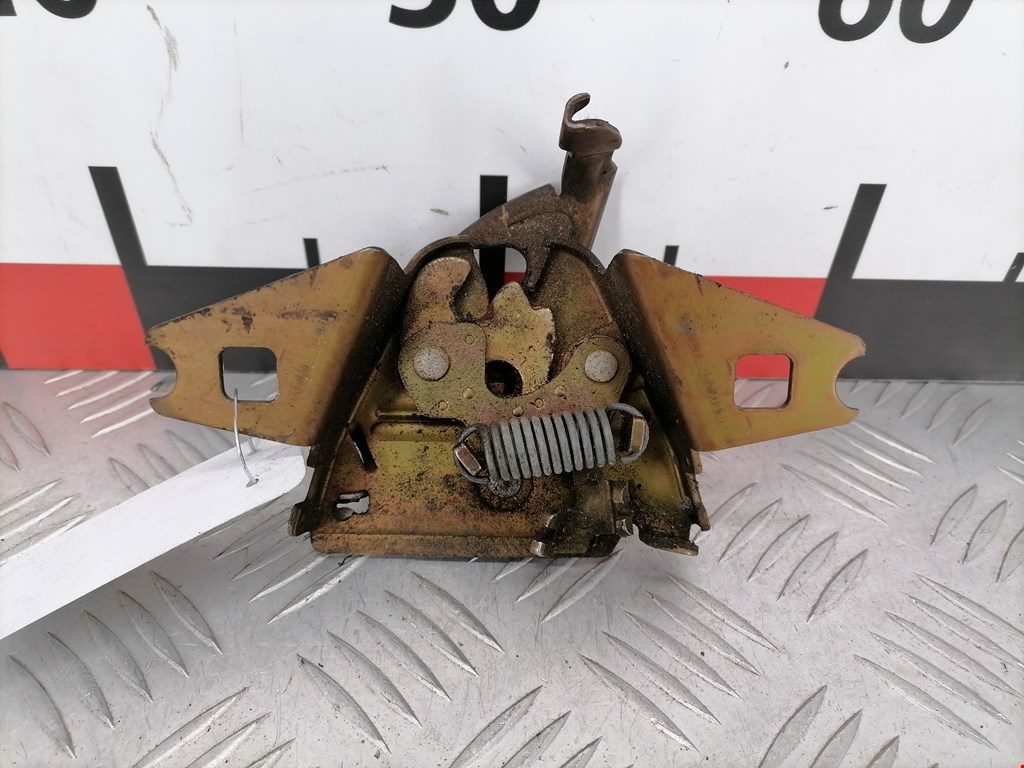 Замок капота VOLKSWAGEN Passat B3 1988-1993