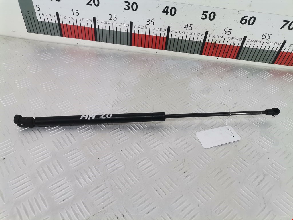 Амортизатор капота левый=правый VOLKSWAGEN Bora 1998-2005