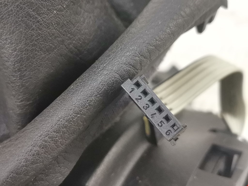 Кулиса (селектор) АКПП/МКПП в салоне BMW 3er E46 1998-2006