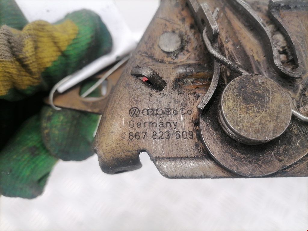 Замок капота VOLKSWAGEN Passat B3 1988-1993