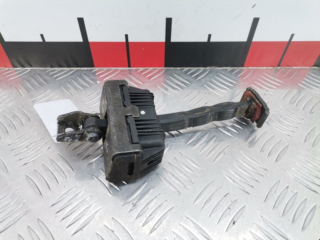 Ограничитель открывания двери BMW 5er 5 серия E60/E61 2003-2010