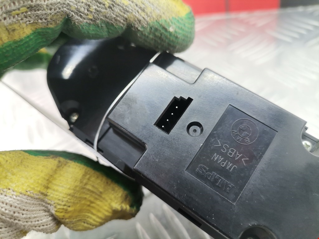 Блок управления стеклоподъемниками BMW 5er 5 серия E60/E61 2003-2010