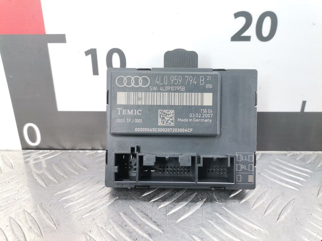 Блок управления двери Audi Q7 4L (2005-2015)