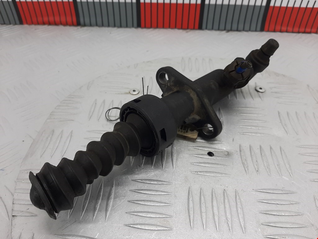 Цилиндр сцепления главный SKODA Superb 2008-2015