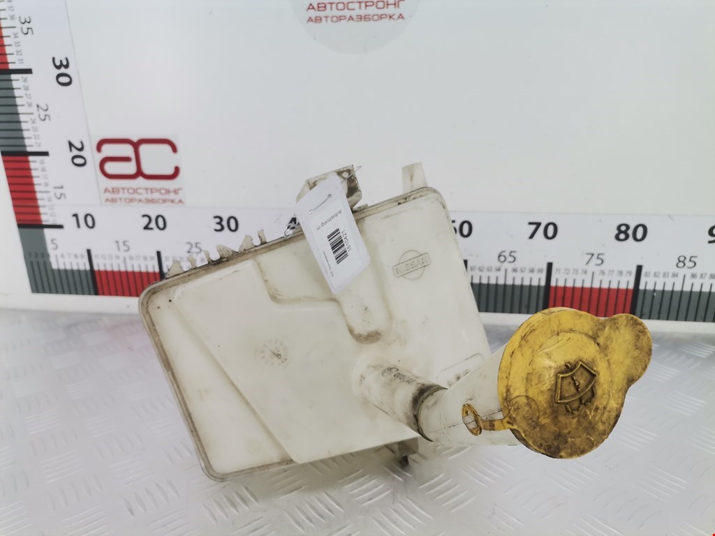 Бачок омывателя NISSAN Primera P11 1996-2002