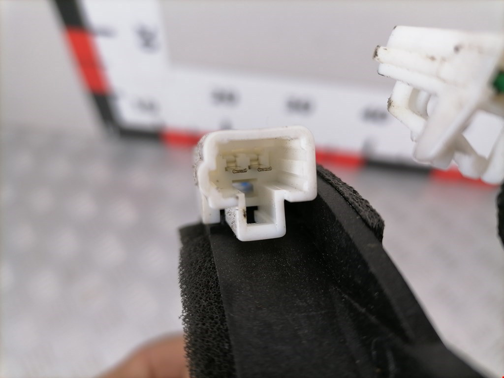 Динамик KIA Sportage II 2004-2010