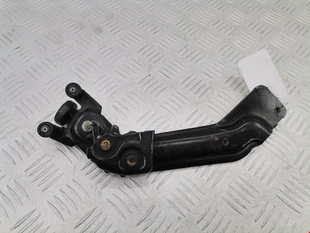 Ролик двери сдвижной (левый/правый средний верхний/нижний) CHRYSLER Voyager III GS 1995-2000