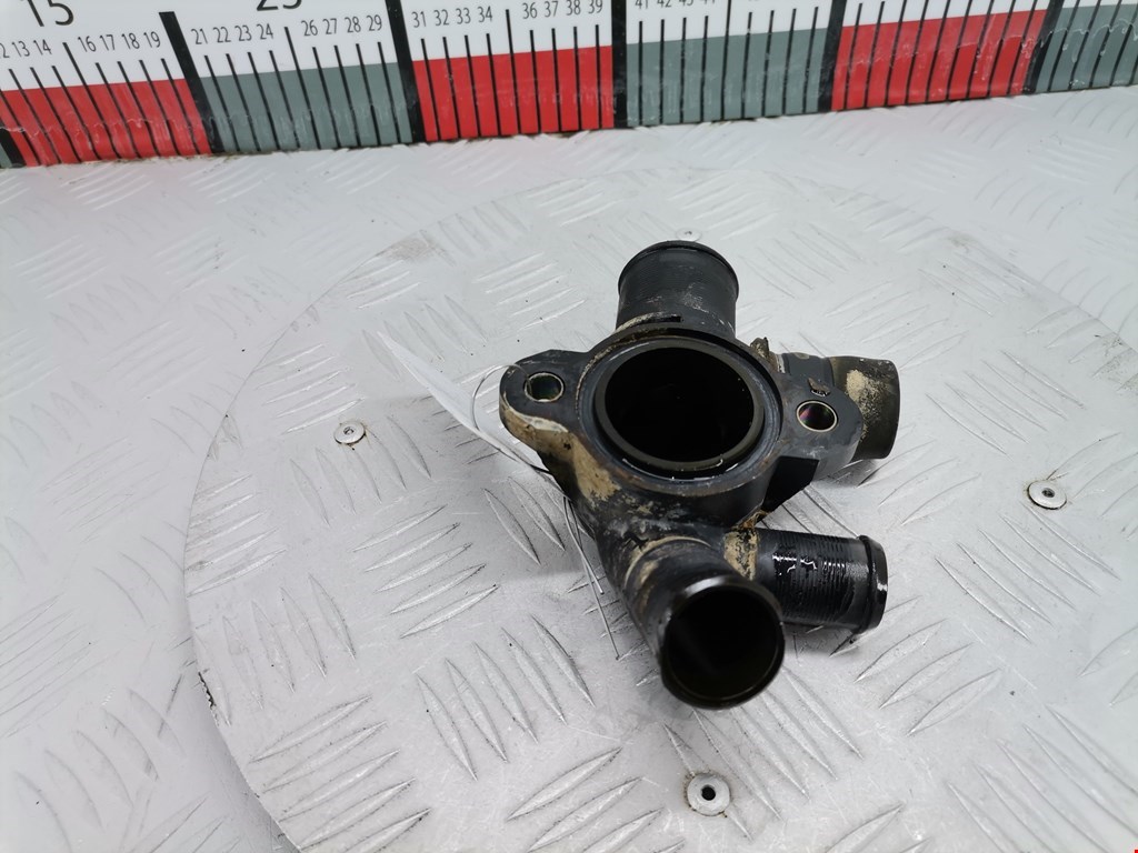 Тройник системы охлаждения PEUGEOT Partner 1996-2009