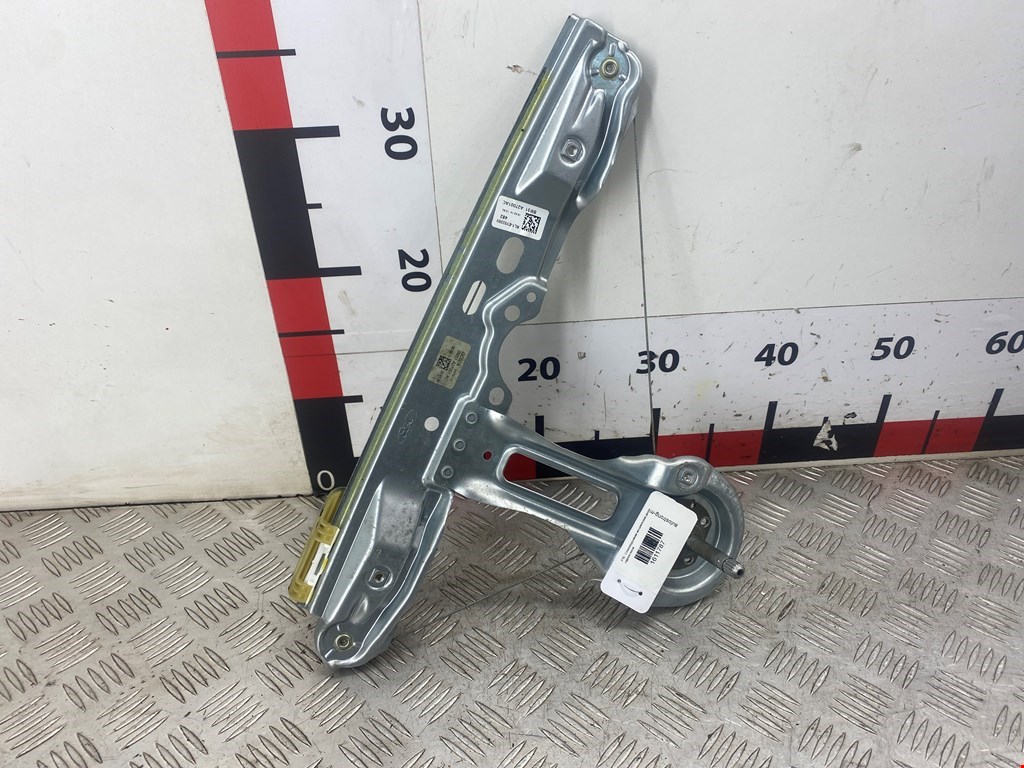 Стеклоподъемник механический двери задней левой Ford Focus 3 (2011-2019)