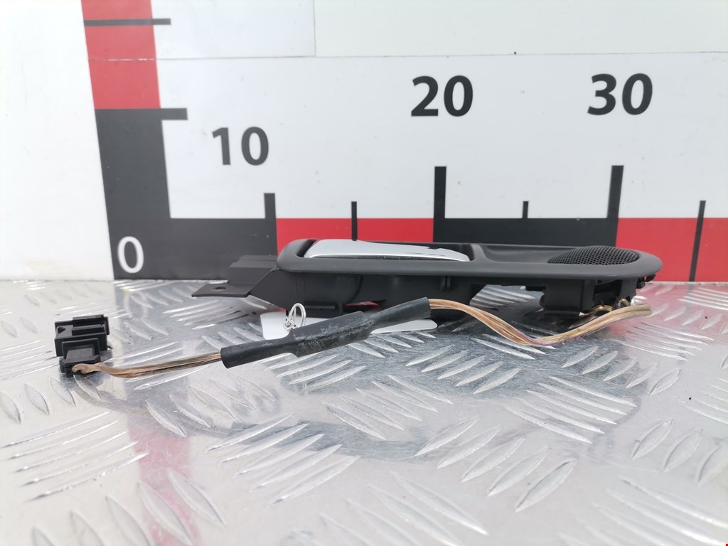 Ручка дверная задняя внутренняя левая VOLKSWAGEN Passat B5 1997-2005