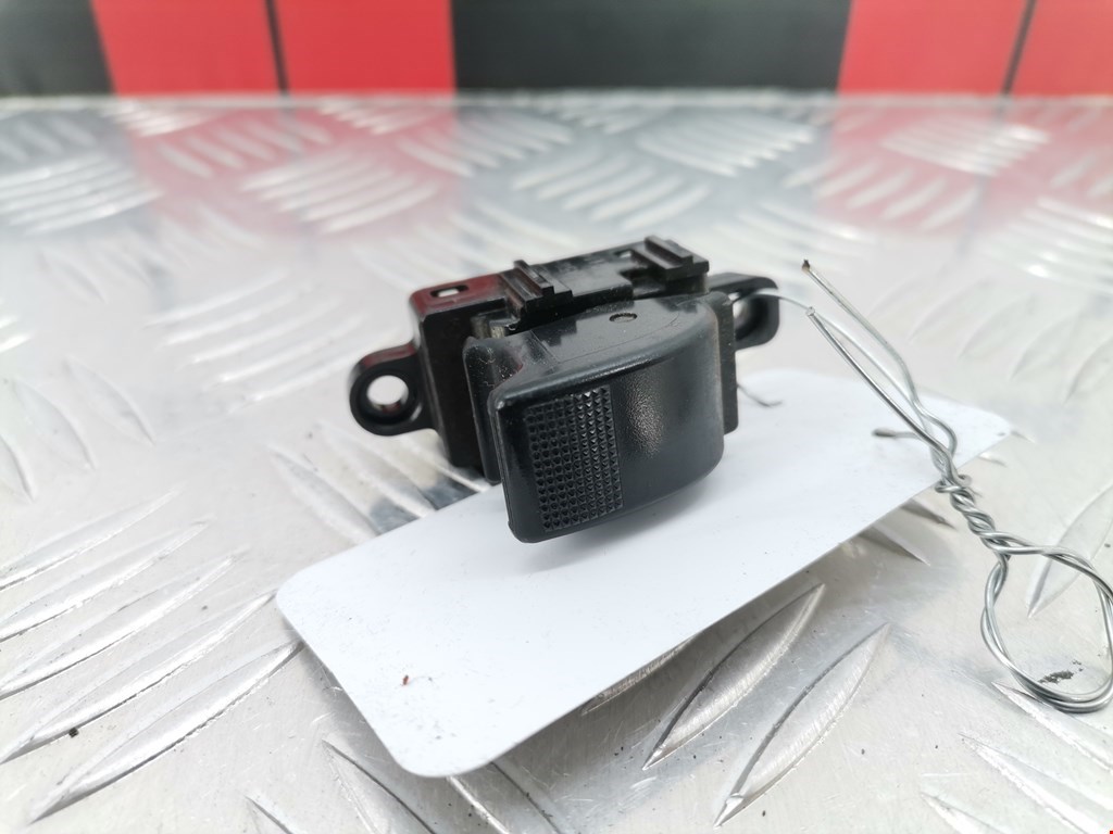 Кнопка стеклоподъемника MAZDA Premacy CP 1999-2004