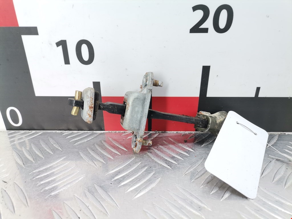 Ограничитель открывания двери SUBARU Forester I 1997-2002