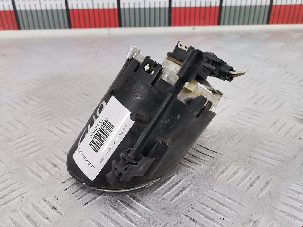 Фара противотуманная правая (ПТФ) AUDI A4 B6 2001-2005