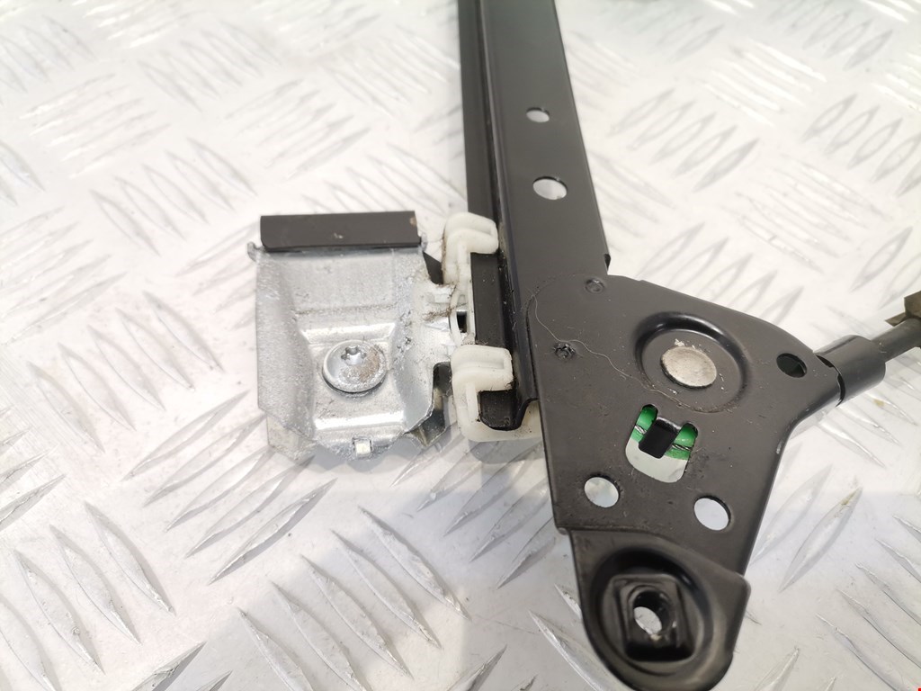 Стеклоподъемник задний правый SEAT Alhambra 1996-2010