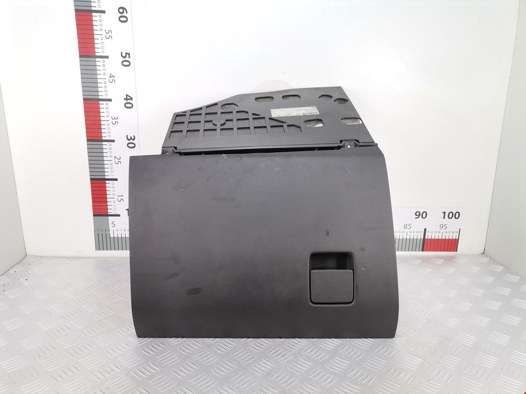 Бардачок OPEL Signum 2003-2008