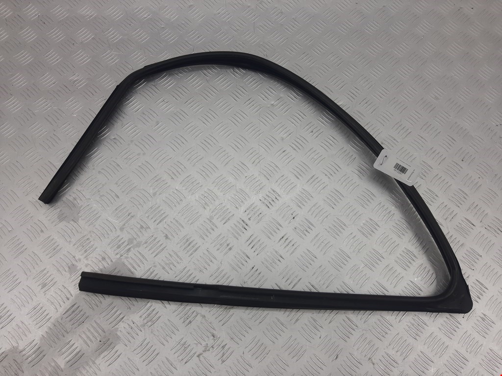 Уплотнитель (внутри) FORD Mondeo III 2000-2007