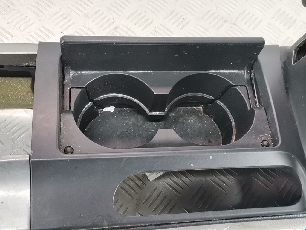 Консоль MAZDA Mazda 6 GG 2000-2007