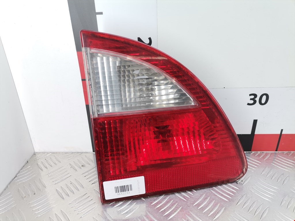 Фонарь задний внутренний левый FORD Galaxy 1995-2005