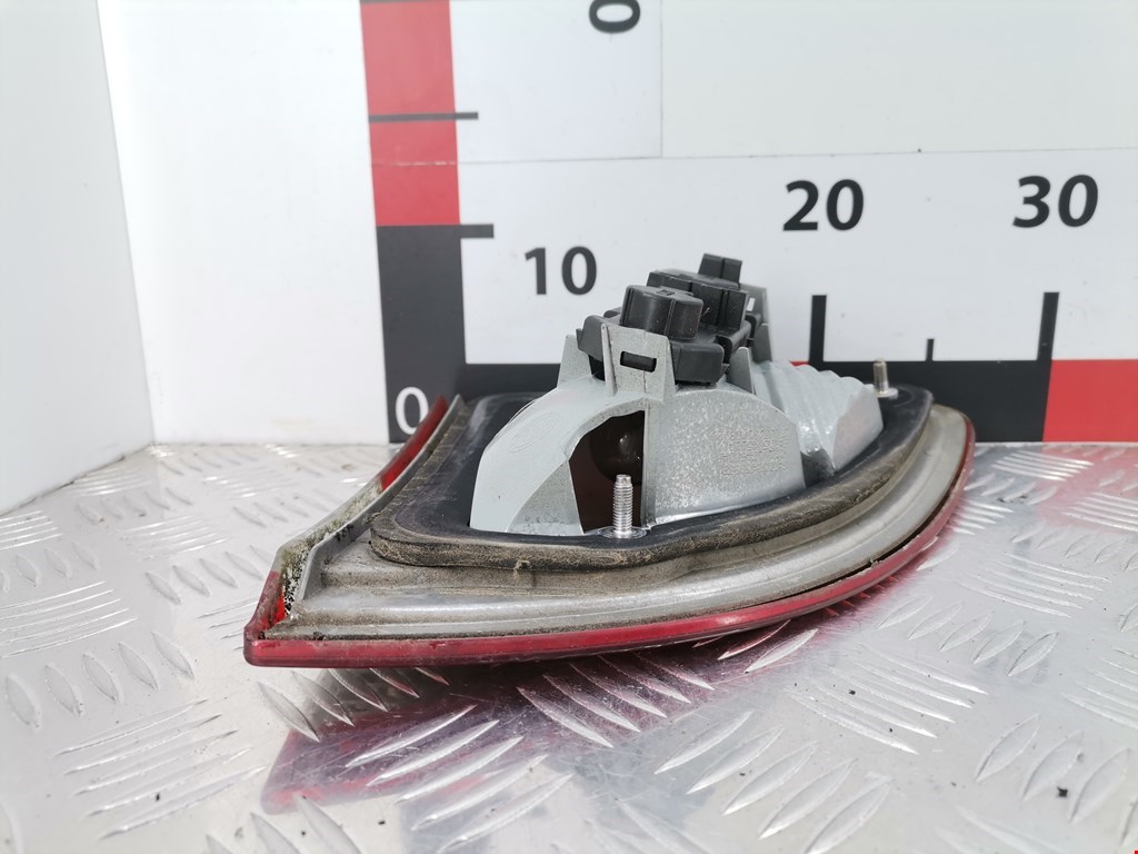 Фонарь задний внутренний левый FORD Galaxy 1995-2005