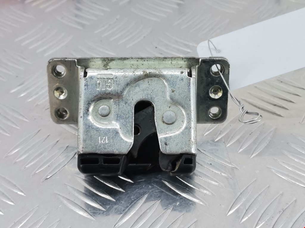 Замок багажника (крышки двери) OPEL Meriva A 2003-2010