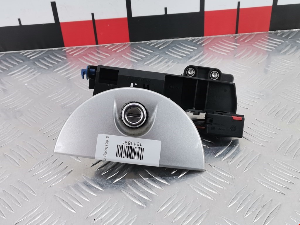 Ручка двери багажника наружная OPEL Meriva A 2003-2010