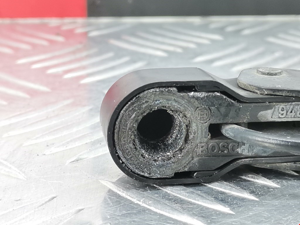 Поводок дворника задний (заднего) FORD Focus I 1998-2005