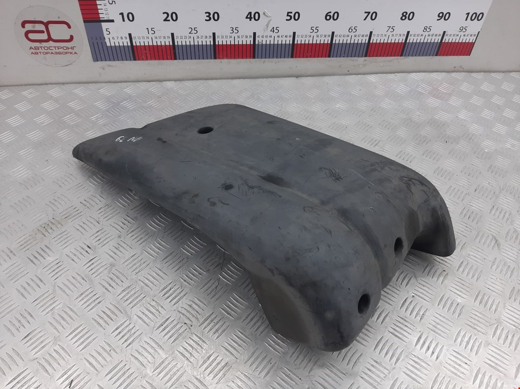 Накладка (клык) бампера правый Opel Movano A (1998-2010)
