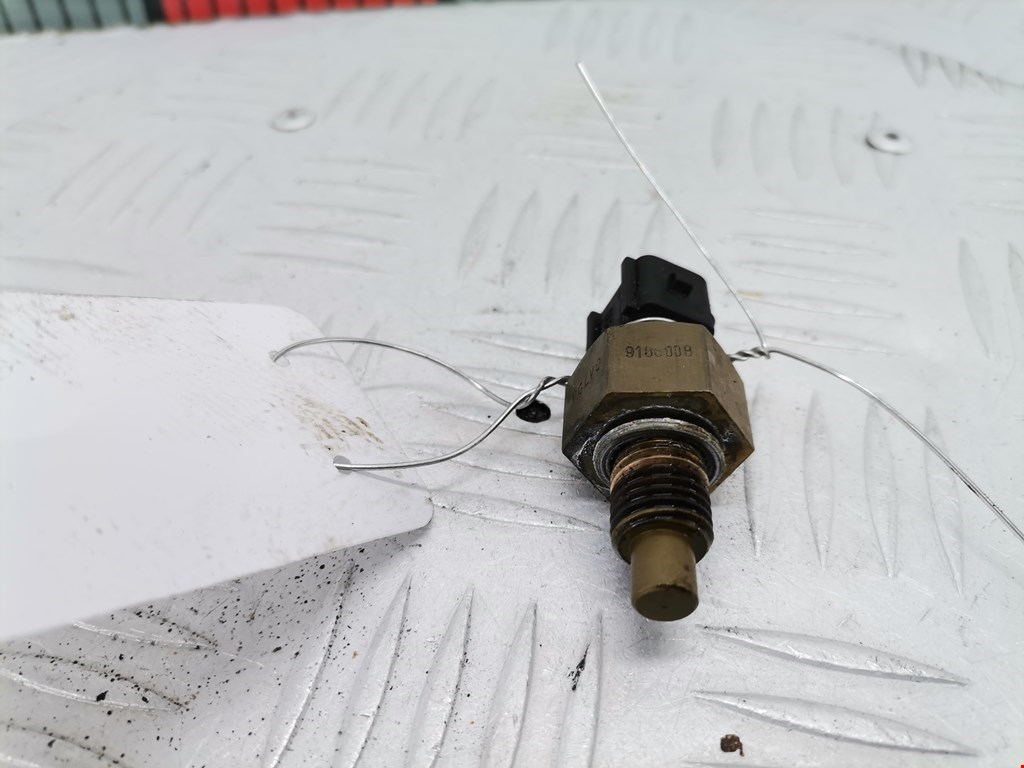 Датчик температуры (охлаждающей жидкости) VOLVO V40 I 1995-2004