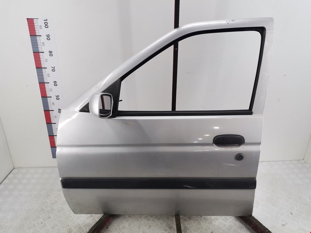 Дверь передняя левая FORD Escort 1995-2000