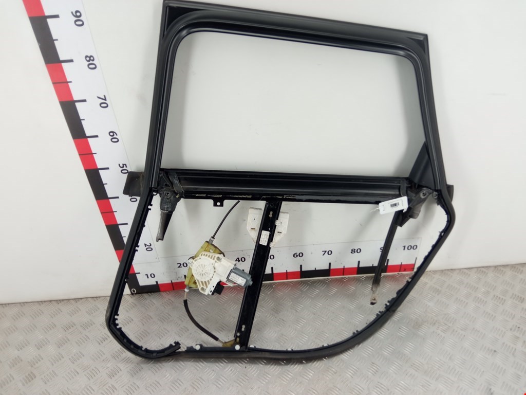 Стеклоподъемник задний правый AUDI A6 C6 2004-2010