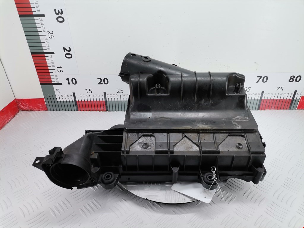 Корпус воздушного фильтра Ford Fusion (2002-2012)