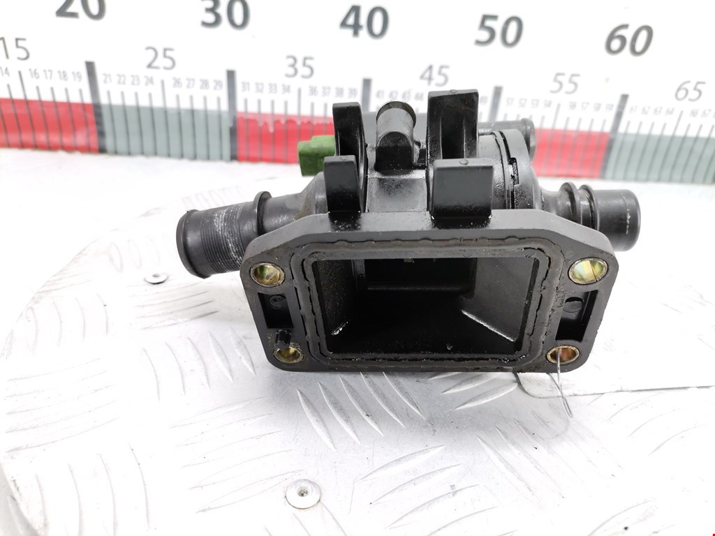 Корпус термостата FORD Fusion 2002-2012