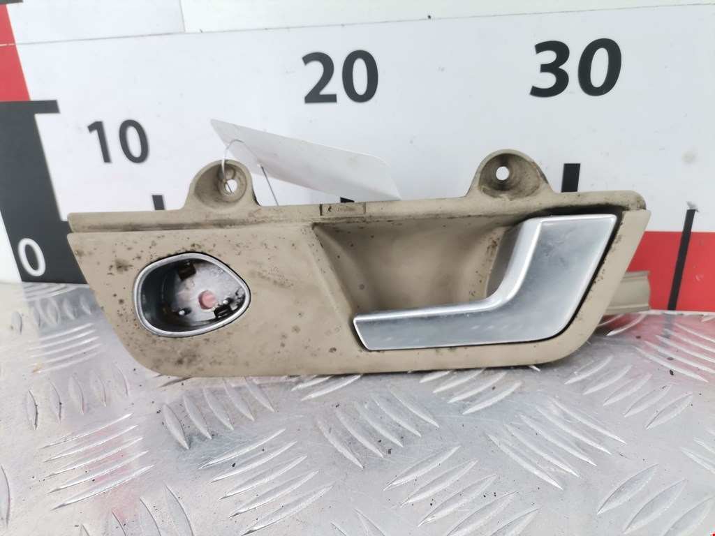 Ручка дверная передняя внутренняя правая AUDI A4 B6 2001-2005