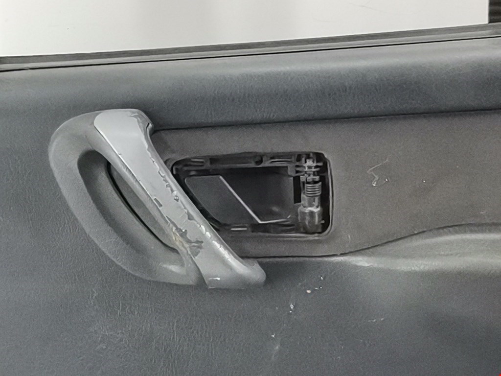 Дверь передняя правая CITROEN Berlingo 1996-2012