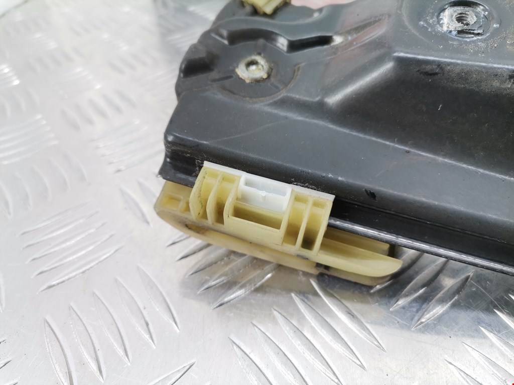 Стеклоподъемник передний левый OPEL Astra J 2009-2017