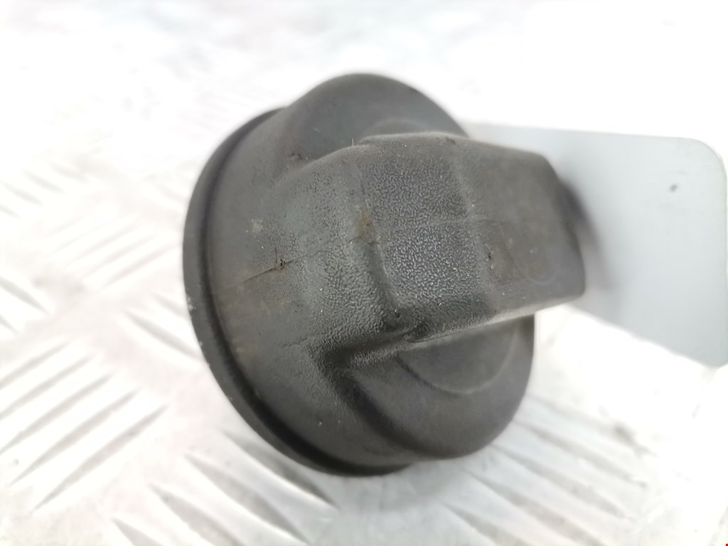 Крышка топливного бака AUDI 80 B4 1991-1996