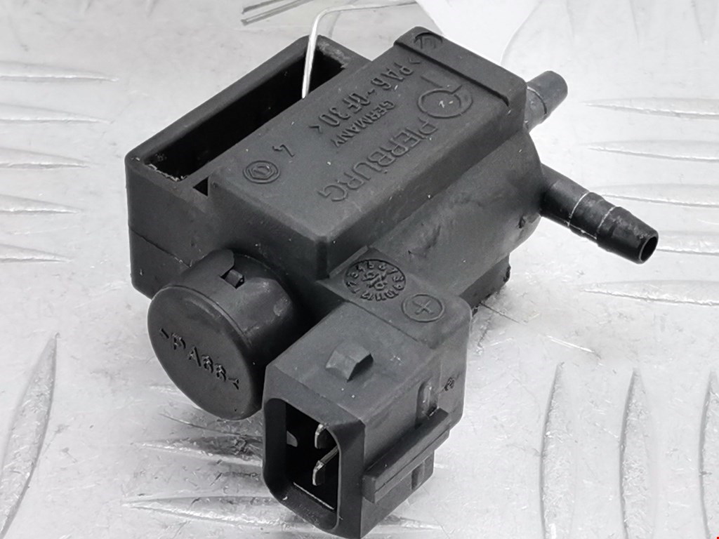 Клапан воздушного фильтра Audi A3 8L (1996-2003)