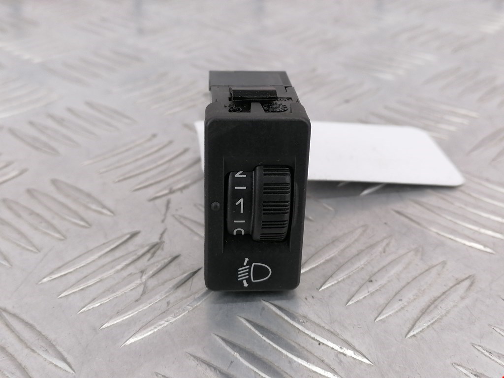 Кнопка корректора фар CITROEN C3 Picasso 2009-2017