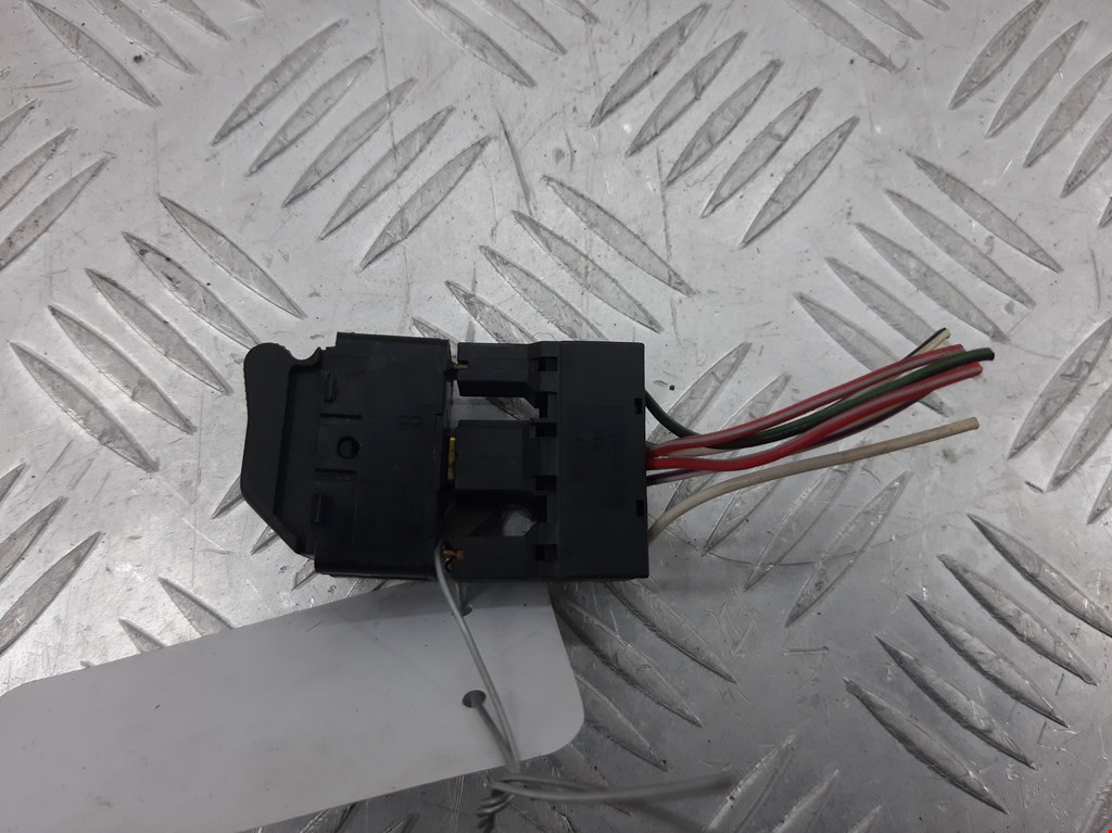 Кнопка стеклоподъемника AUDI A4 B5 1995-2001