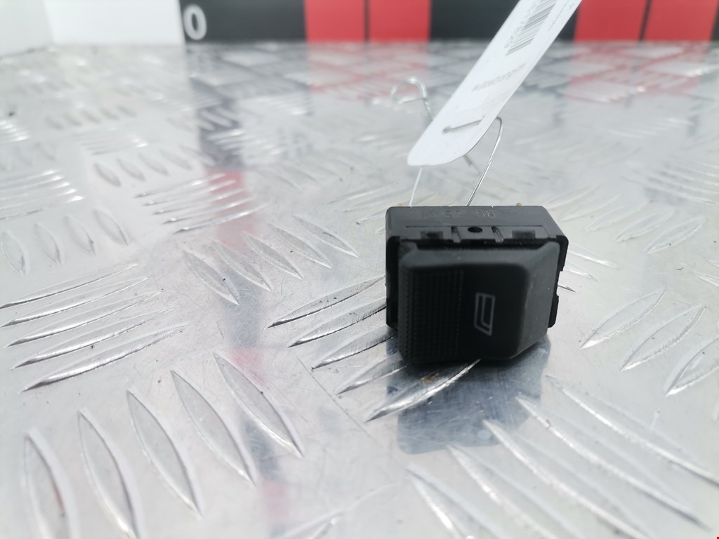 Кнопка стеклоподъемника AUDI A4 B5 1995-2001