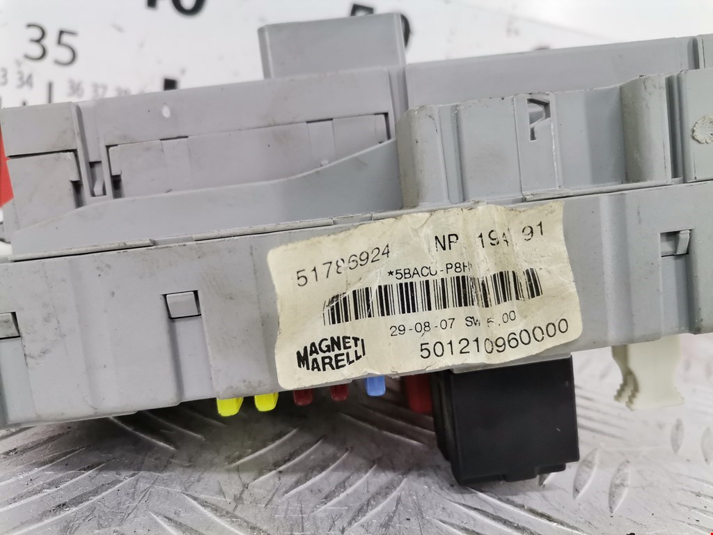 Датчик уровня в бачок омывателя FIAT Croma 2005-2010