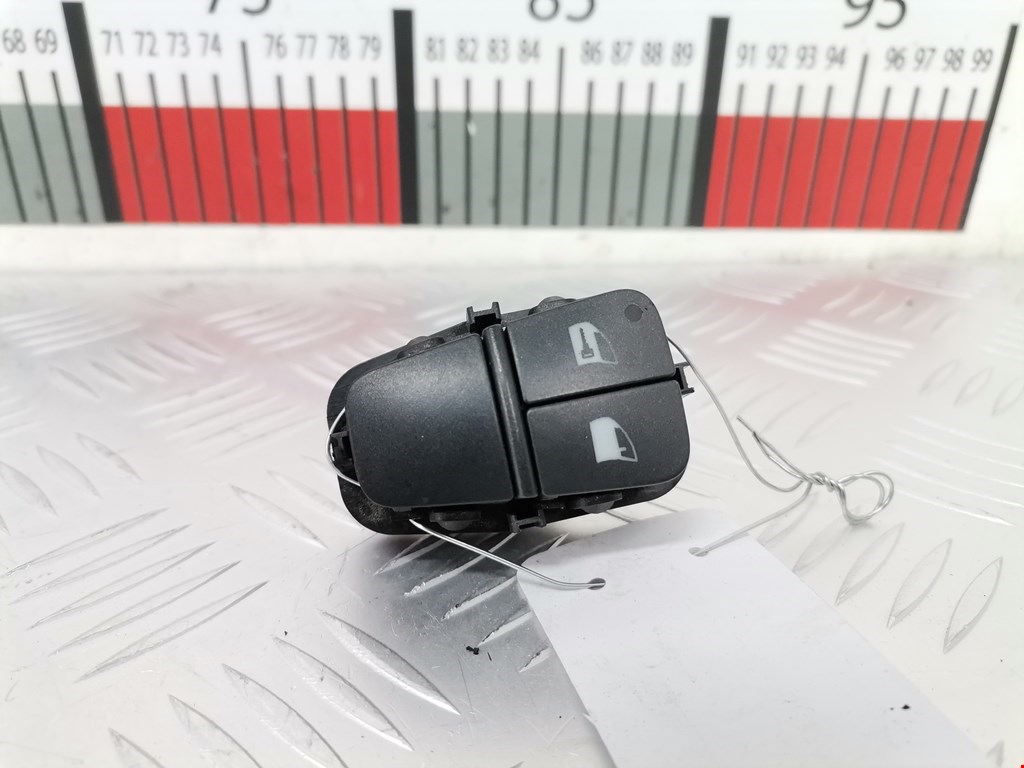 Кнопка центрального замка FIAT Croma 2005-2010